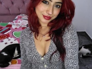 Sarah_Lark- live webcam thumbnail