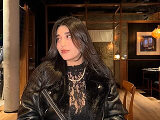 SashaLuss_ live webcam thumbnail