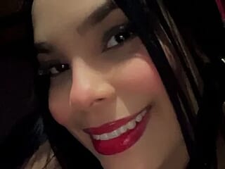 SavageVixen_00 live webcam thumbnail