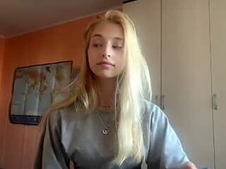 sabinamccrohan live webcam thumbnail