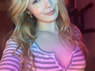 sabrinasss_ live webcam thumbnail