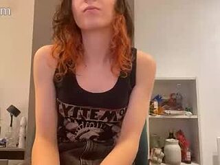 sally_vae live webcam thumbnail