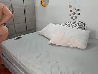 samanta69100 live webcam thumbnail