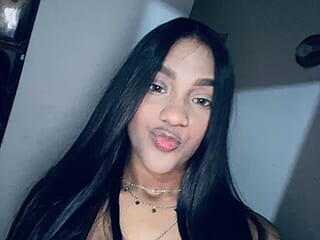 samantha3218 live webcam thumbnail