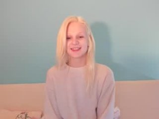 samanthamiasnik1 live webcam thumbnail