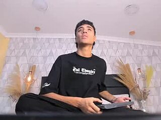 samfrrost live webcam thumbnail