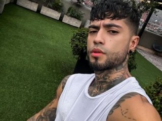 samuel_boy_tatoo live webcam thumbnail