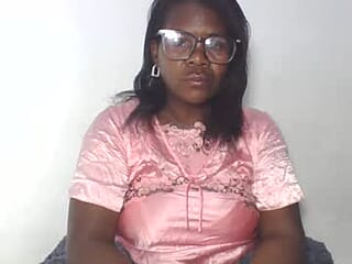 sandratiana live webcam thumbnail