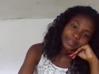 sandricaaa live webcam thumbnail