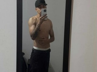 santiago_sosa24 live webcam thumbnail