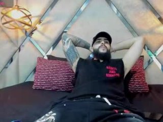 santiagohincapiie live webcam thumbnail