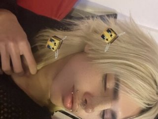 santy-kitty live webcam thumbnail