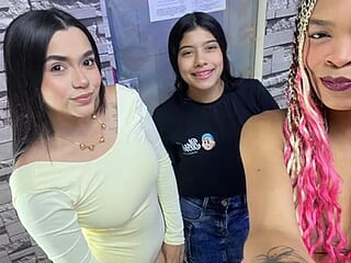 sapphic_seduction live webcam thumbnail
