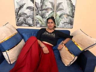sara_conorr live webcam thumbnail