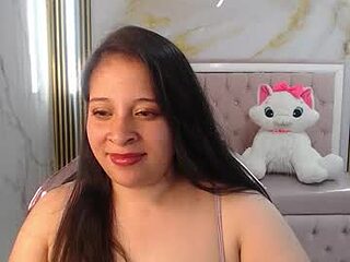 sara_tellez_s live webcam thumbnail