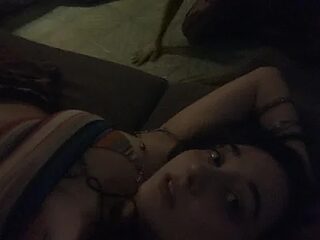 sarah2139 live webcam thumbnail