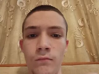 sarantostheking8374 live webcam thumbnail