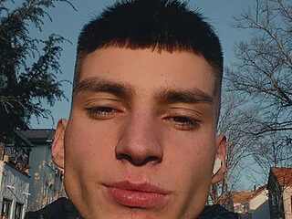 sasha737373 live webcam thumbnail