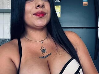 sasha_vos live webcam thumbnail