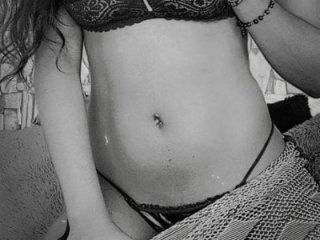 sasha_xxxx live webcam thumbnail
