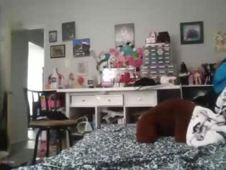 sassypandaxxx live webcam thumbnail