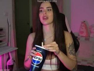 savvage_play live webcam thumbnail