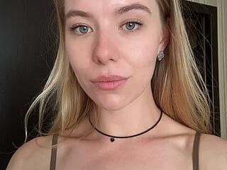 ScarlettKinsley live webcam thumbnail