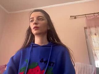 scarlet_rosse live webcam thumbnail