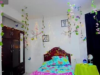 scarlett_summers_ live webcam thumbnail