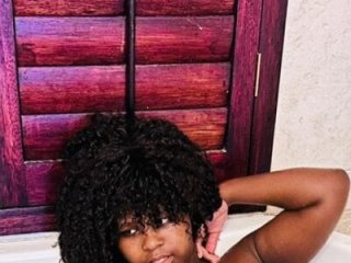 SELYS_NANA live webcam thumbnail