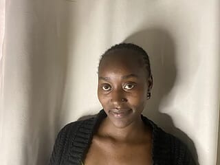 Secretary_sandie live webcam thumbnail