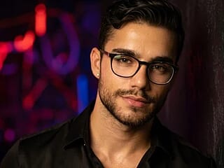 SeductiveBeast live webcam thumbnail