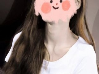 Selenaaaaa- live webcam thumbnail