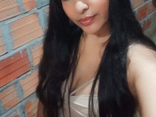 Selenahot23sexy live webcam thumbnail