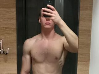 SexBoyLoveYou22 live webcam thumbnail