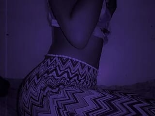 Sexxy_freaky8 live webcam thumbnail