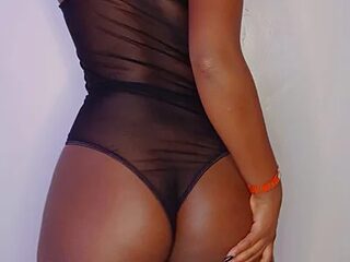 Sexxy_lulu live webcam thumbnail