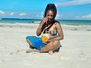 Sexy-chocolate2 live webcam thumbnail
