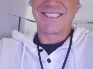 SexyDaddy303666 live webcam thumbnail