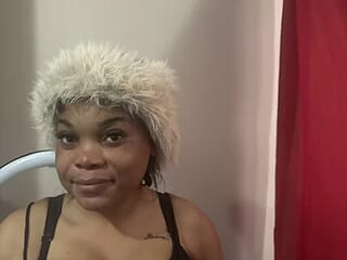 SexyMoe04 live webcam thumbnail