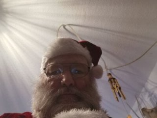 SexySantaC live webcam thumbnail