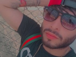 Sexy_accommodating_guys live webcam thumbnail