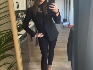 Sexyhottpunani live webcam thumbnail