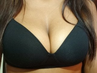 Sexyy_Alex__ live webcam thumbnail