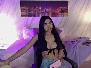 secret_ashley live webcam thumbnail