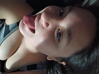 secretgirl2U live webcam thumbnail