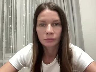 selamiyaa live webcam thumbnail