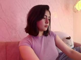 serenavelvet live webcam thumbnail