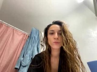 serenityroseee live webcam thumbnail