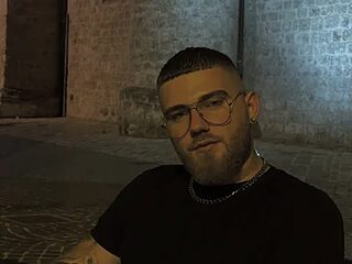 sergio9111 live webcam thumbnail